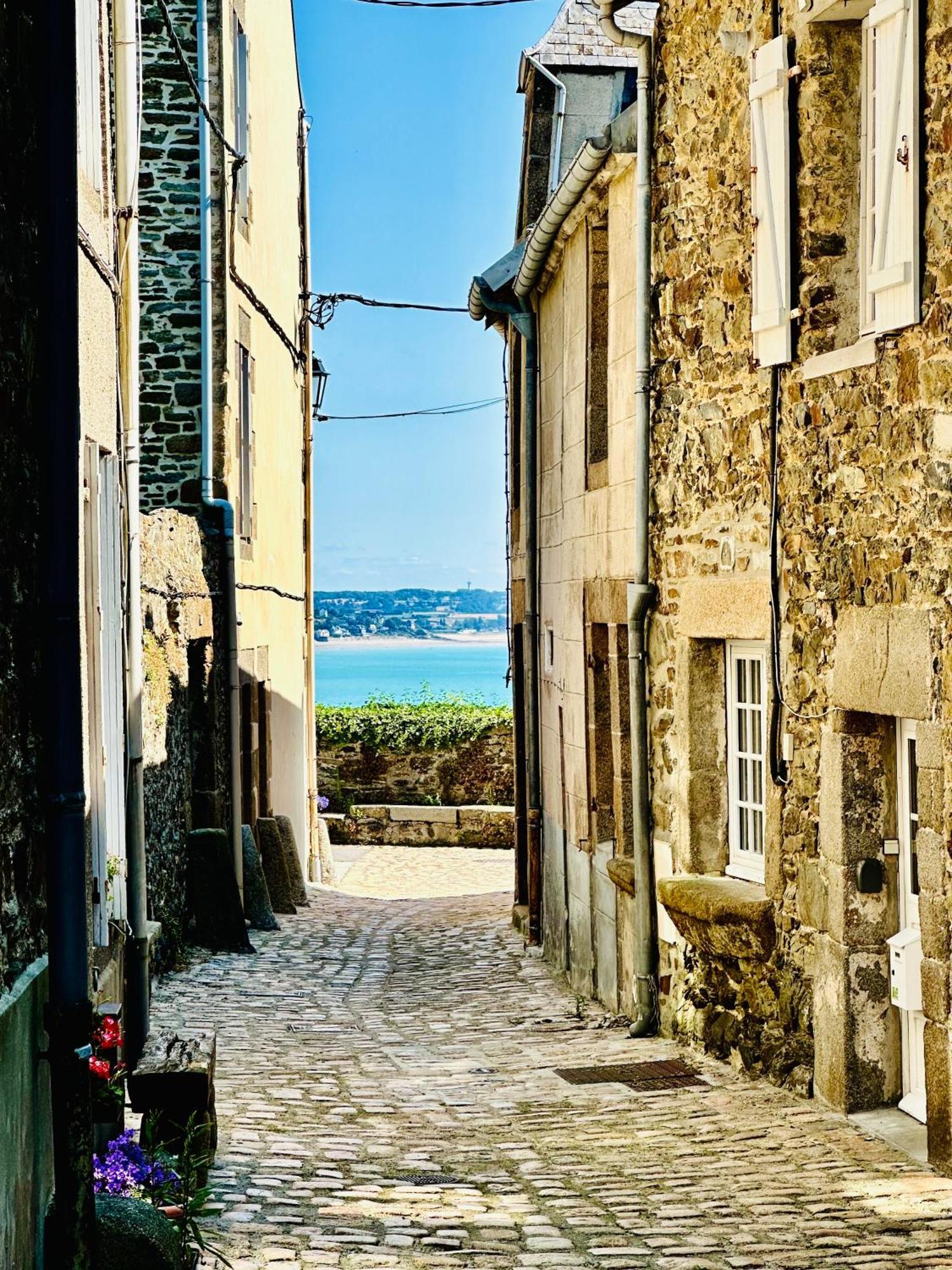 Le Refuge De Lalbatros Vert Donville-les-Bains Dış mekan fotoğraf